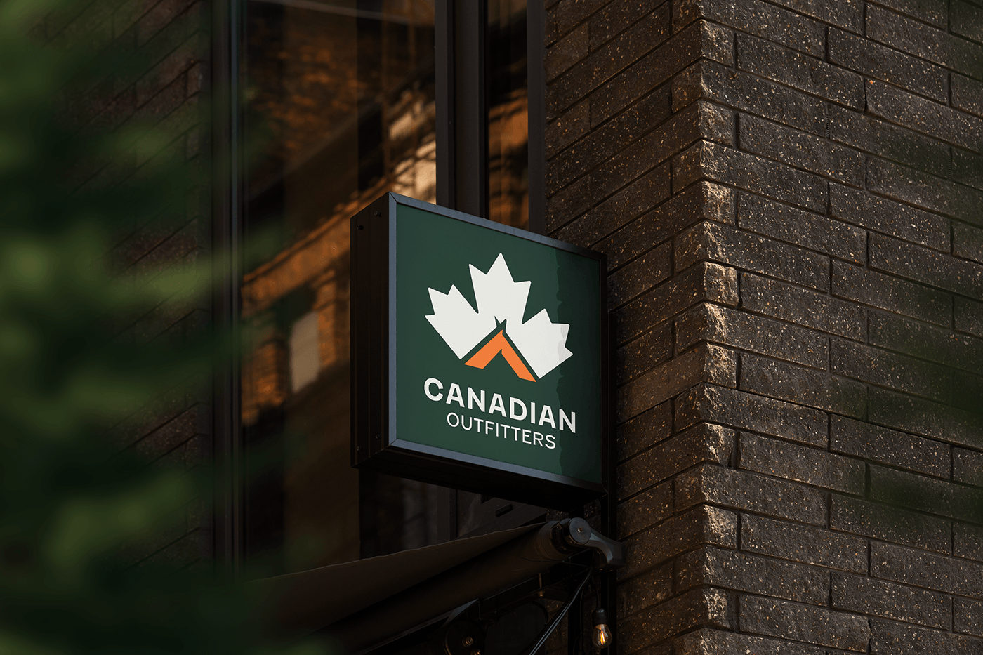 Visuel Canadian Outfitters 8